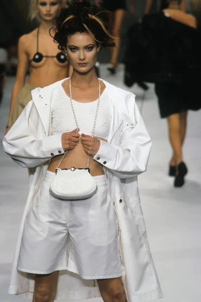 Look 97